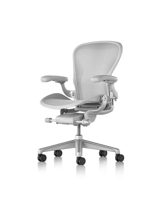 Aeron Remastered Mineral